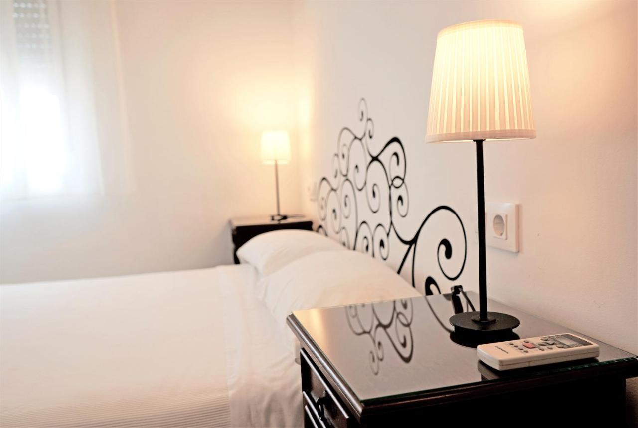 Hostal Trafalgar บาร์บาเต ภายนอก รูปภาพ